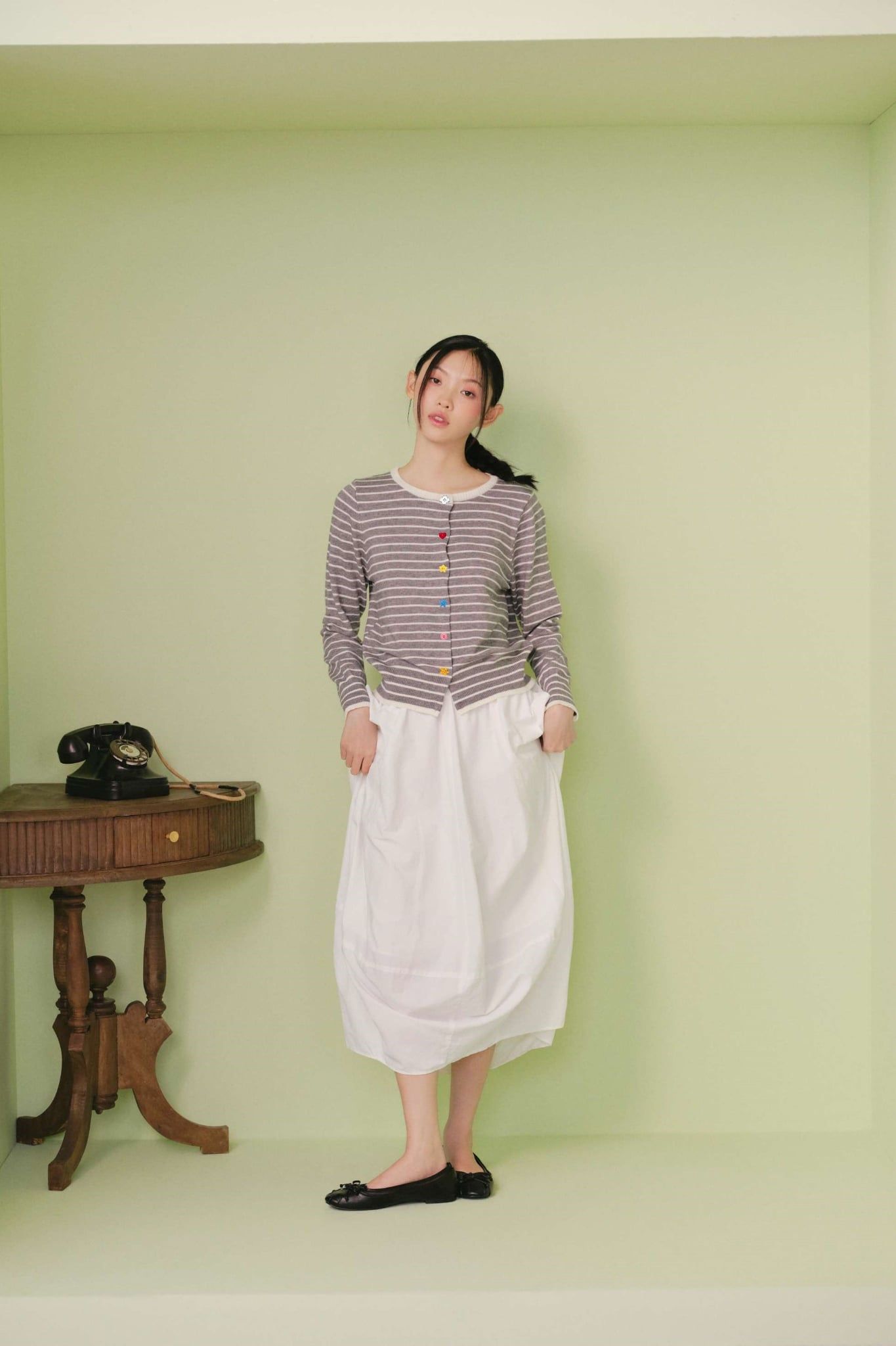Áo cardigan White Knit Striped Buttoned Cardigan