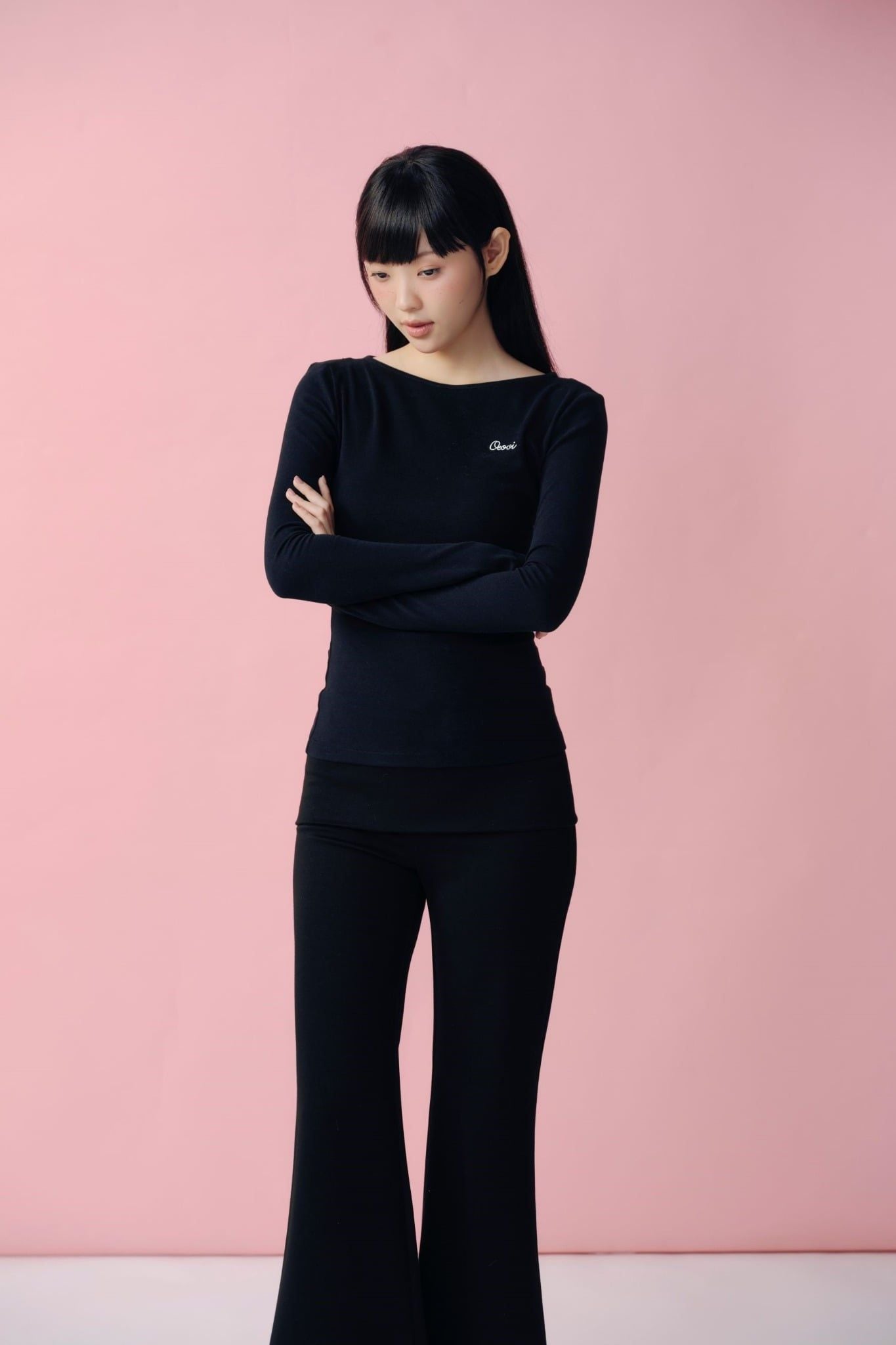 Quần ống loe Black High Waist Flared Pants