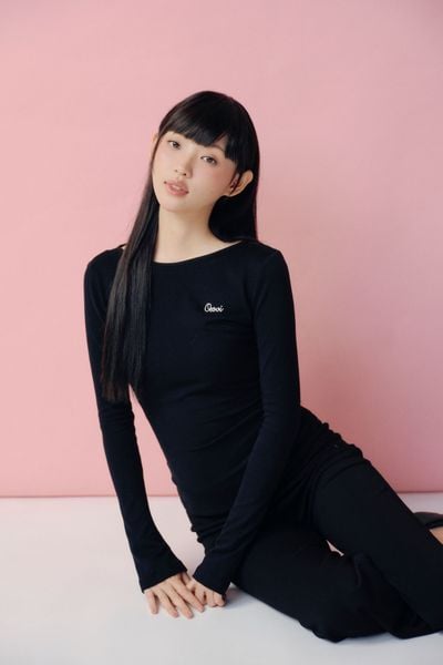  Áo kiểu Black Fitted Long Sleeves Top 