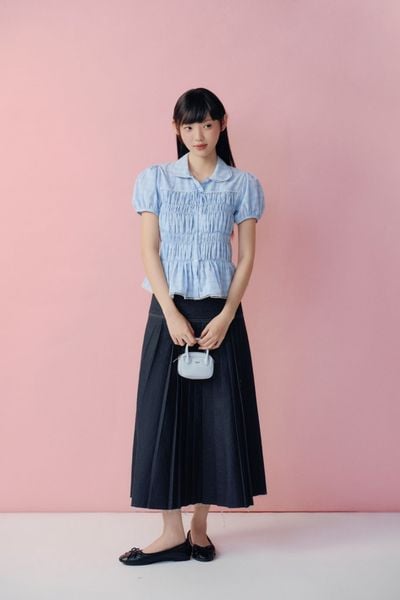  Áo kiểu cổ sen Blue Puff Smocked Peplum Shirt 