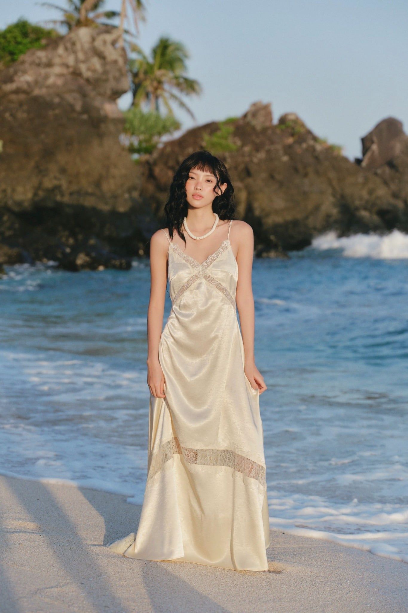 Váy lụa phối ren Cream Satin Lace Cami Maxi Dress