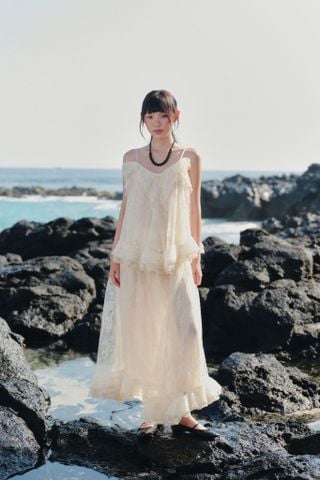 Áo kiểu 2 dây Ivory Ruffled Lace Cami Top