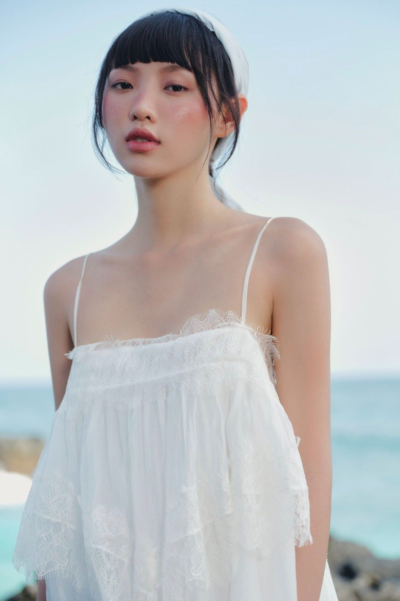 Áo 2 dây phối ren Lace Chiffon Cami Ruffled Top nhiều màu