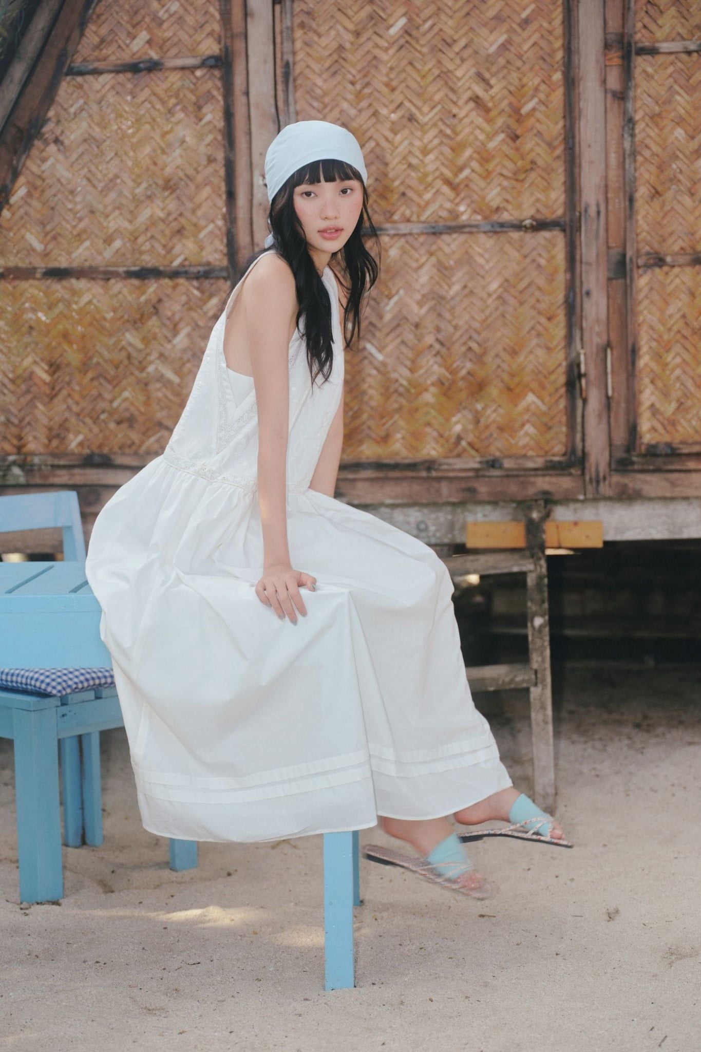 Váy suông trơn White Gauze Sleeveless Maxi Dress