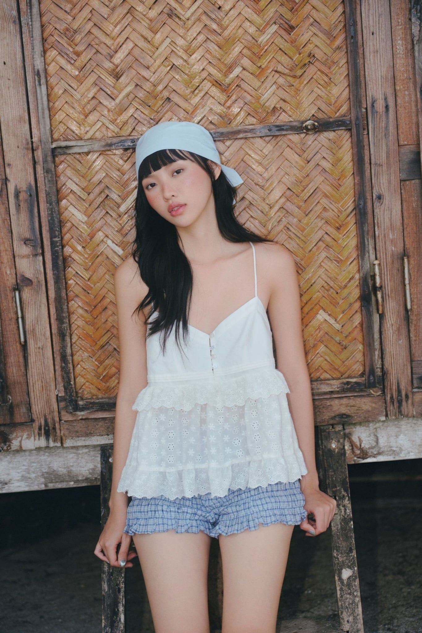 Áo White Lace Tiered Cami Top
