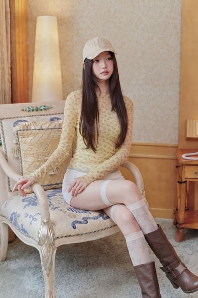  Áo tay dài họa tiết hoa nhí Yellow Cotton Star Print Long Sleeve Top 