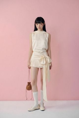 Set áo và chân váy lụa Cream Satin Set