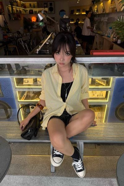  Áo sơ mi voan tay dài Striped Long Sleeves Shirt 