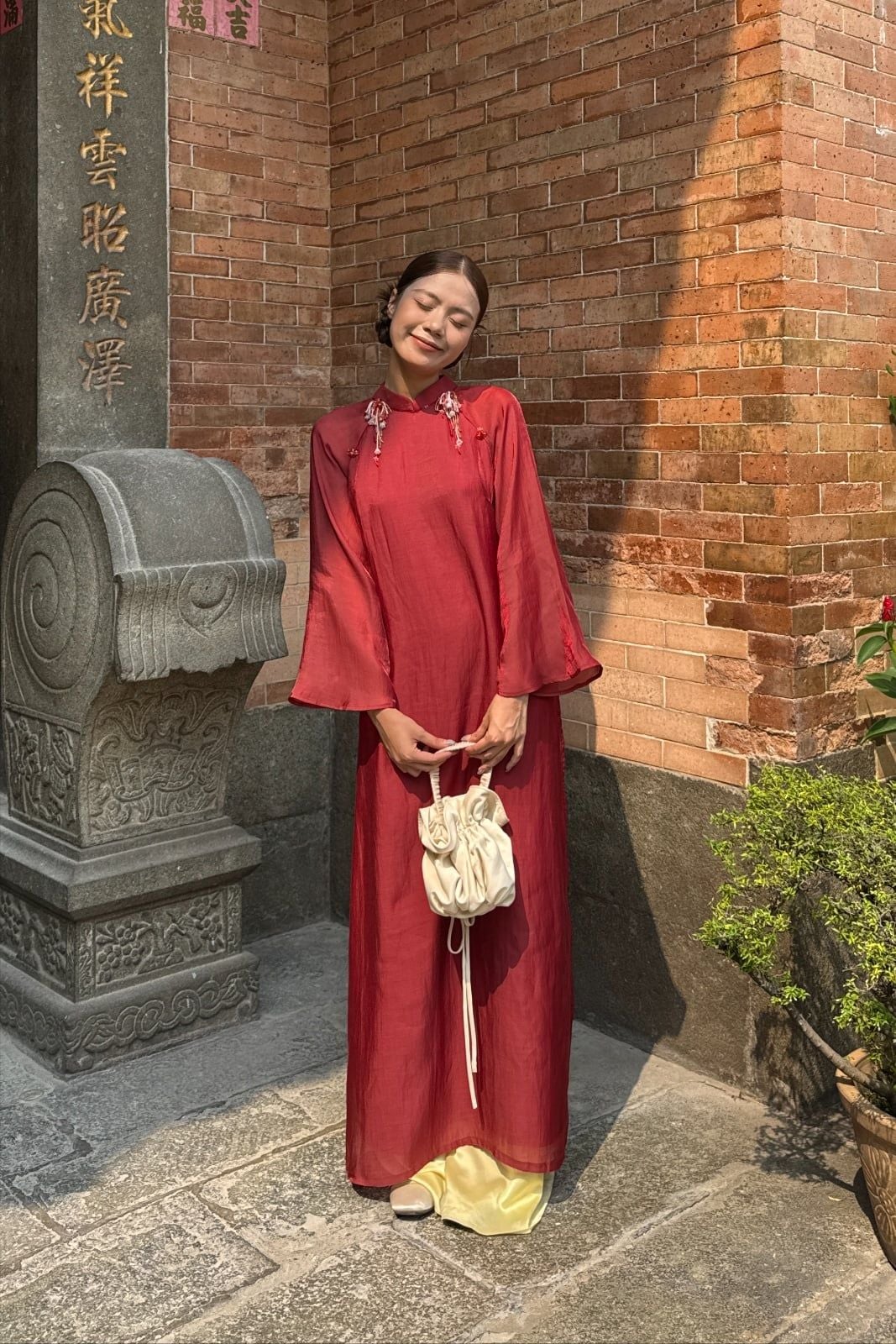 Túi lụa Cát Niên