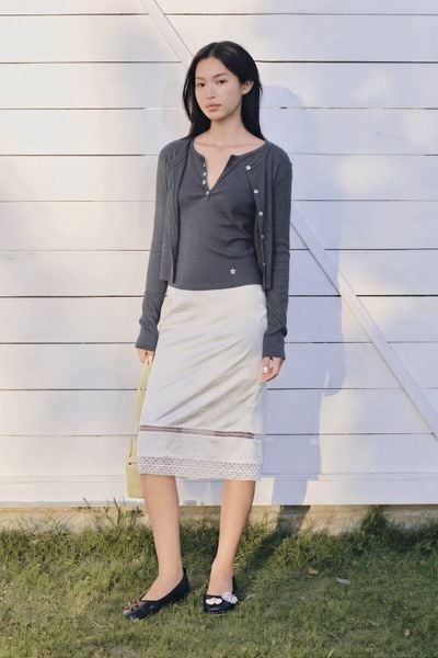  Áo cardigan dáng ngắn Gray Plain Buttoned Crop Cardigan 