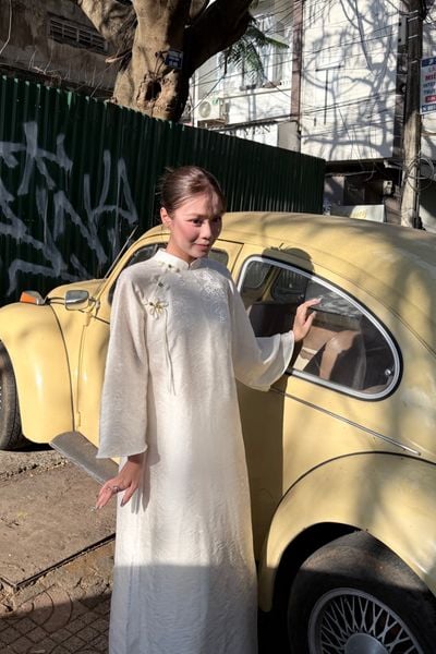  Áo Dài Thụy An (Không kèm quần) 