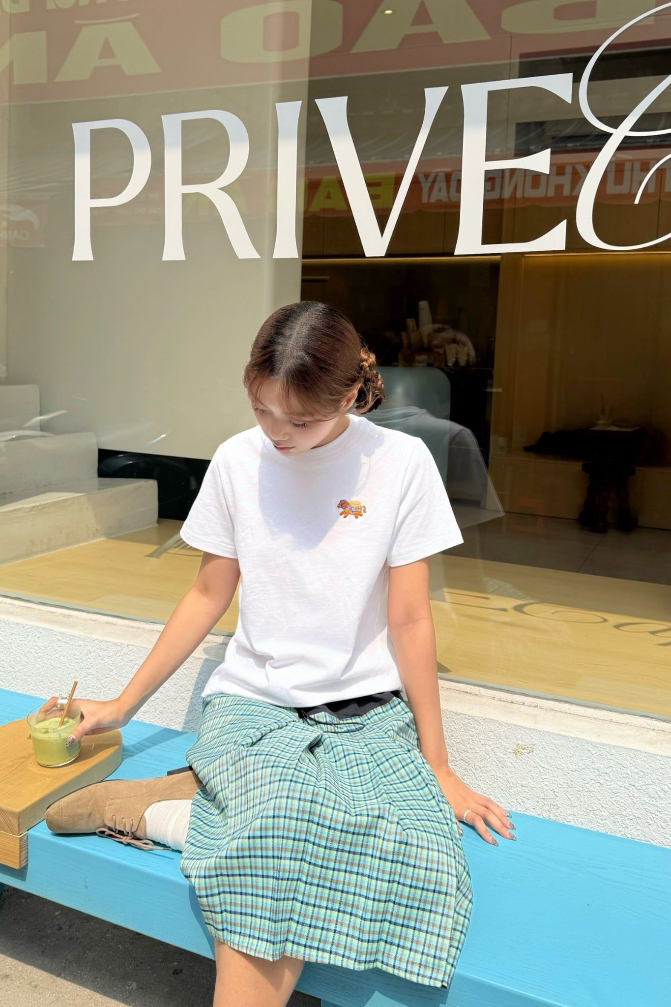 Áo thun thêu hình ngựa Cotton Horse Embro Tshirt nhiều màu