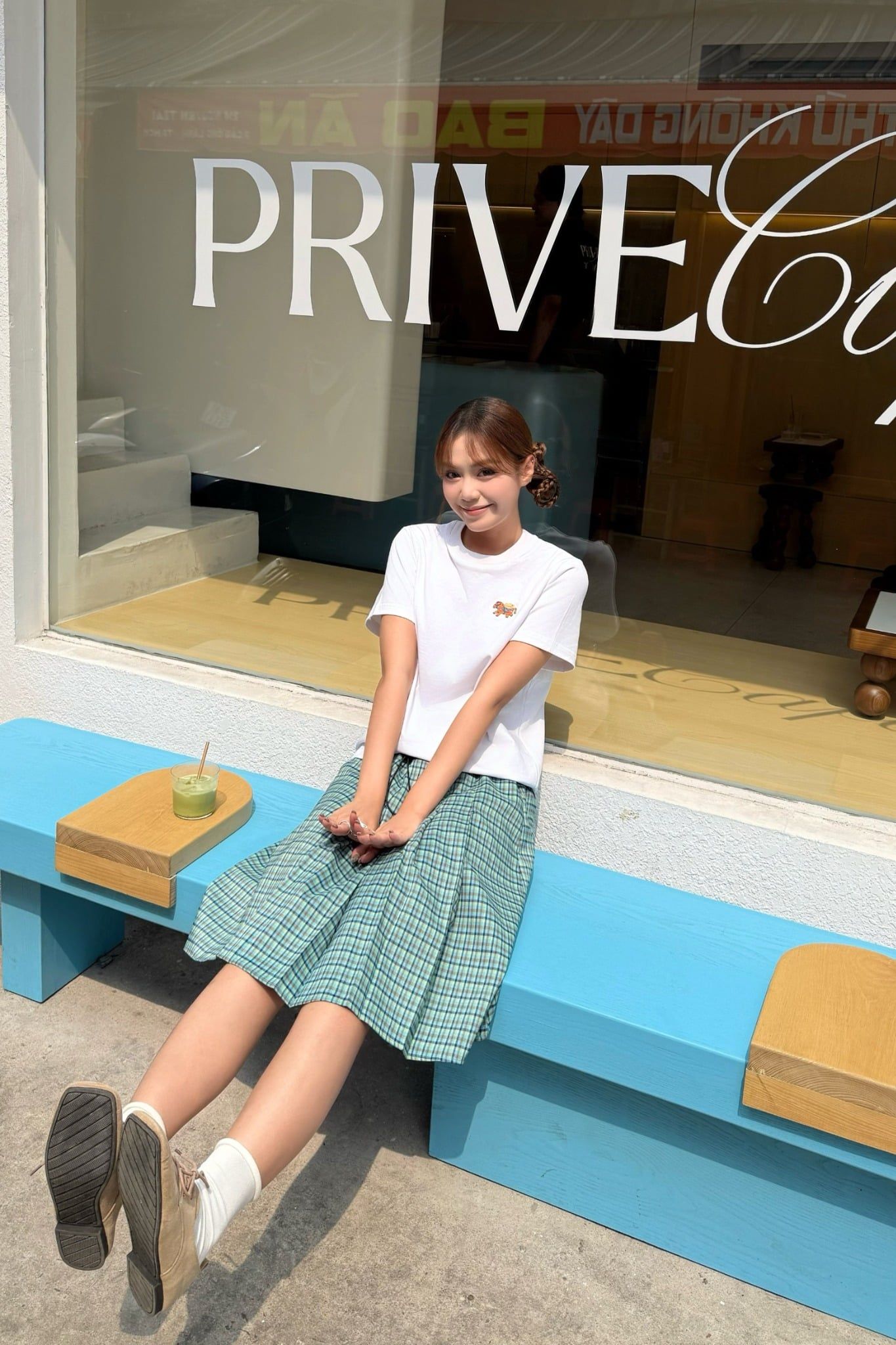 Áo thun thêu hình ngựa Cotton Horse Embro Tshirt nhiều màu