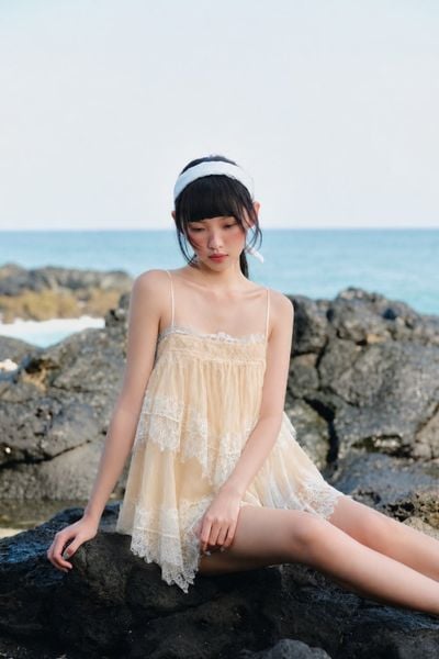  Áo 2 dây phối ren Lace Chiffon Cami Ruffled Top nhiều màu 