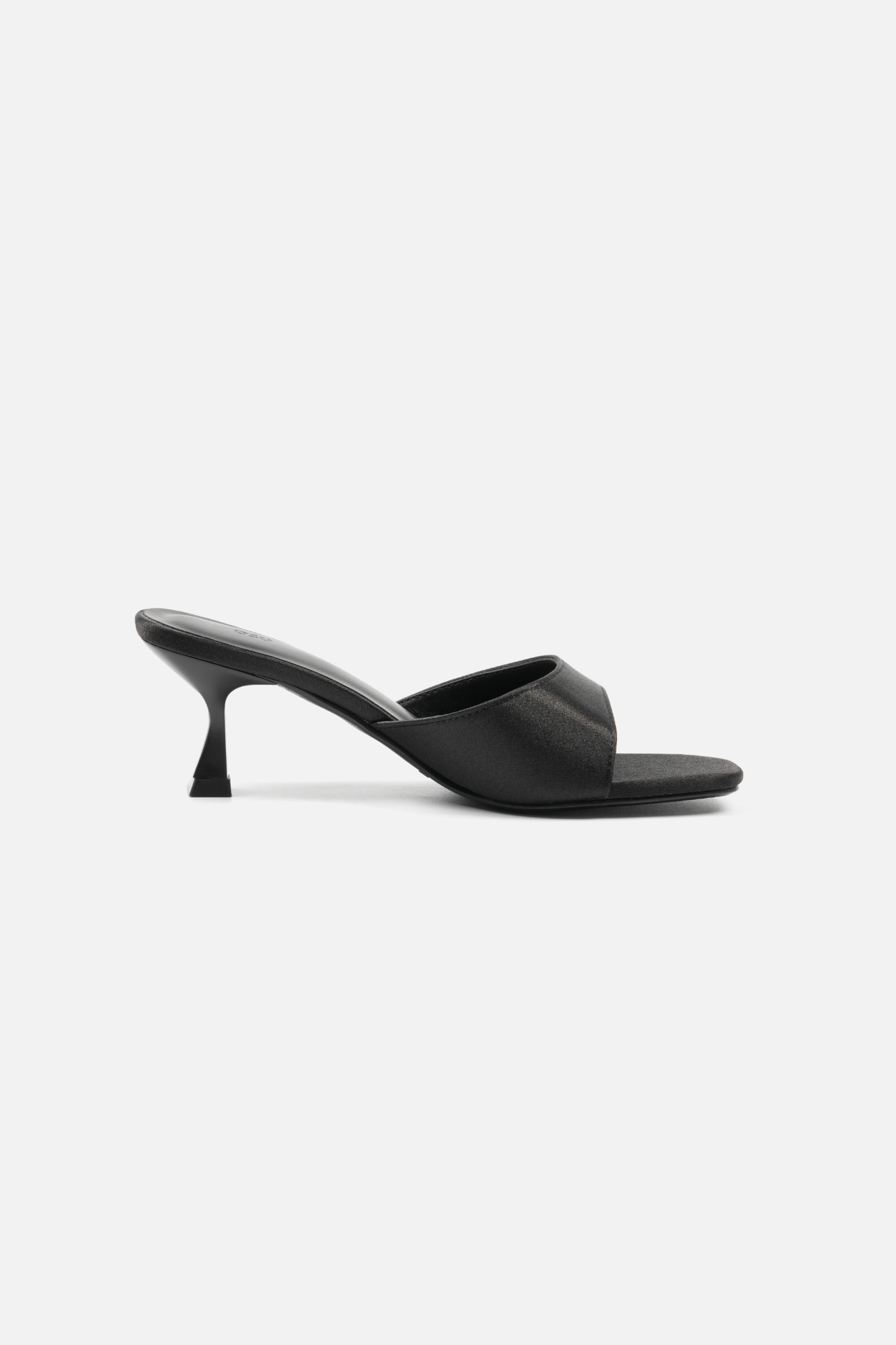 Poema Heels nhiều màu