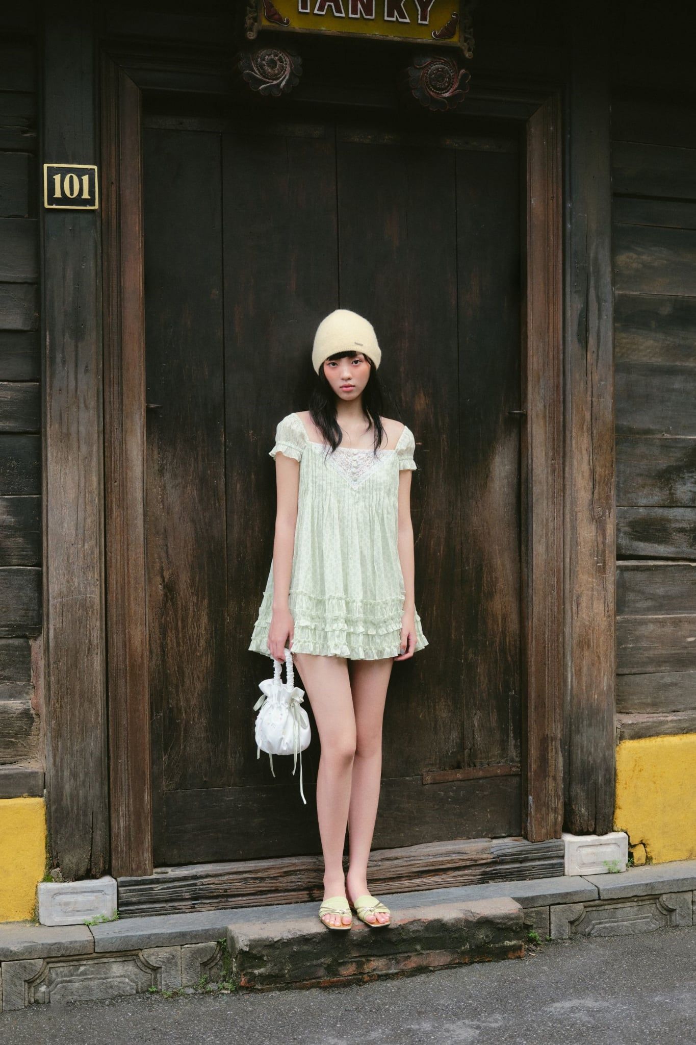 Váy Kate Ruffled Babydoll Dress nhiều màu