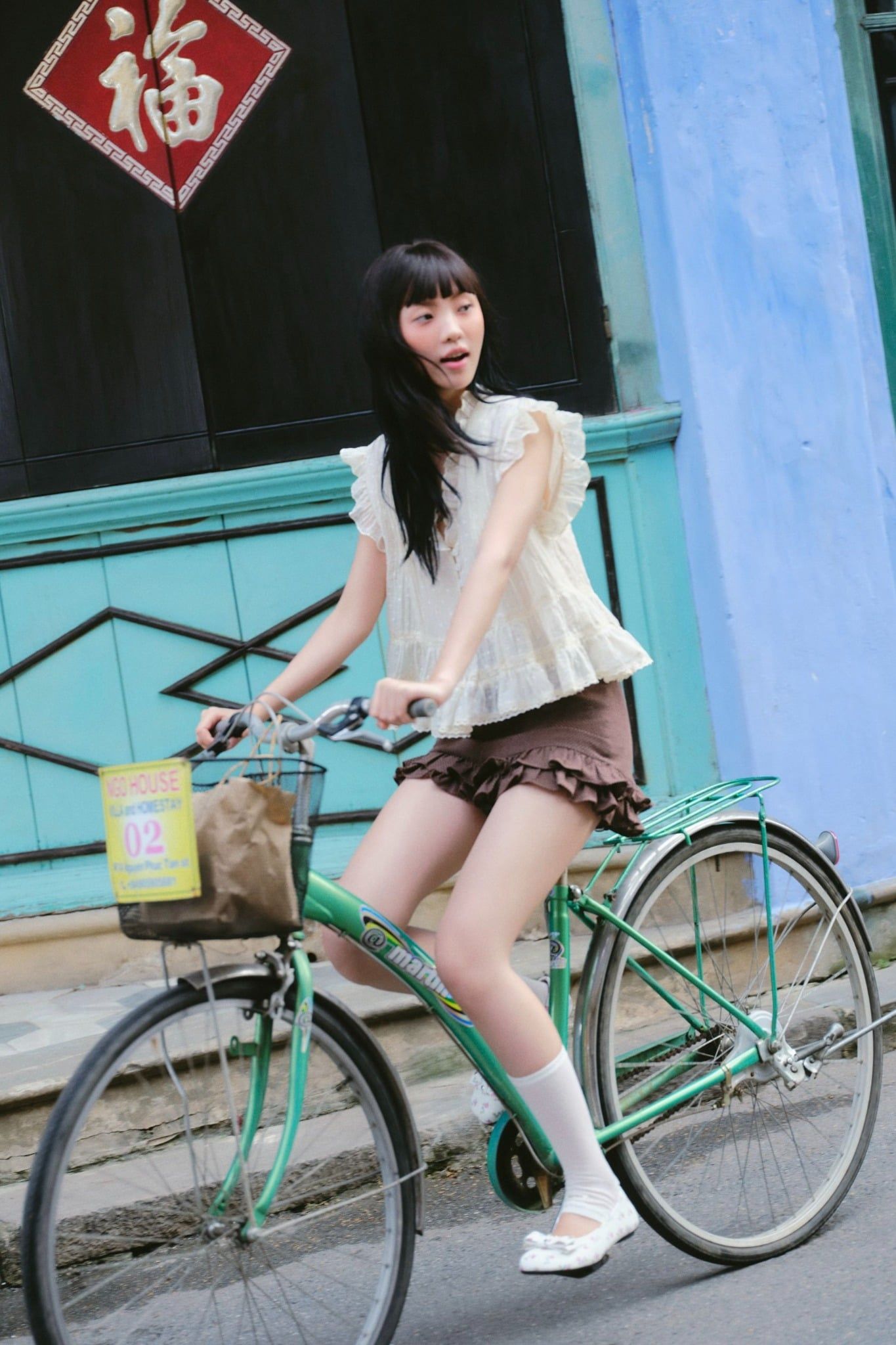 Quần short phối bèo Kaki Polka Dot Ruffle Shorts nhiều màu