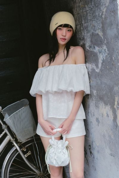 Áo hoa trễ vai Hansel Top nhiều màu 