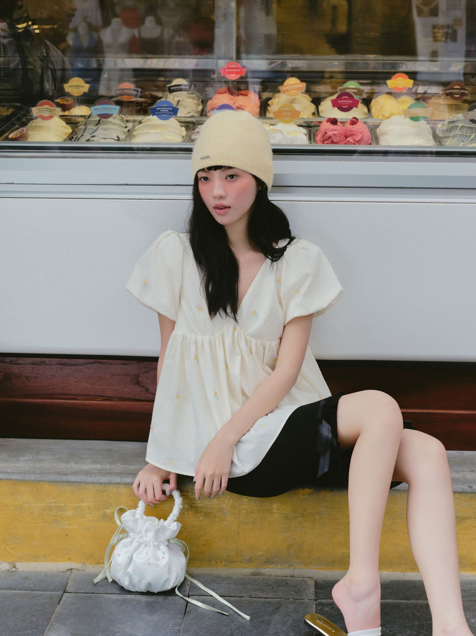 Quần Black Cotton Ribbon Bow Shorts