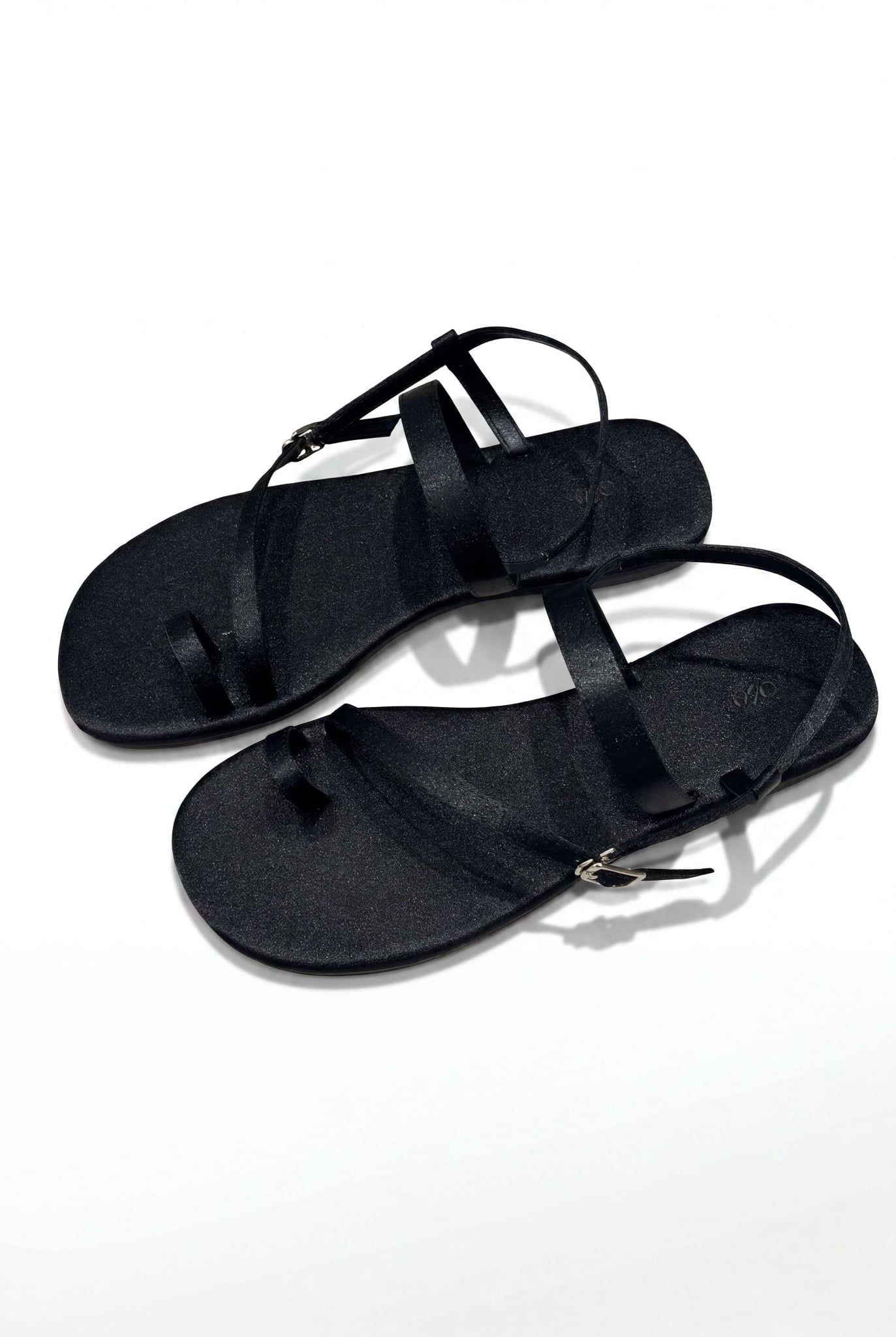 Sandal xỏ ngón Multy Strap Flat nhiều màu