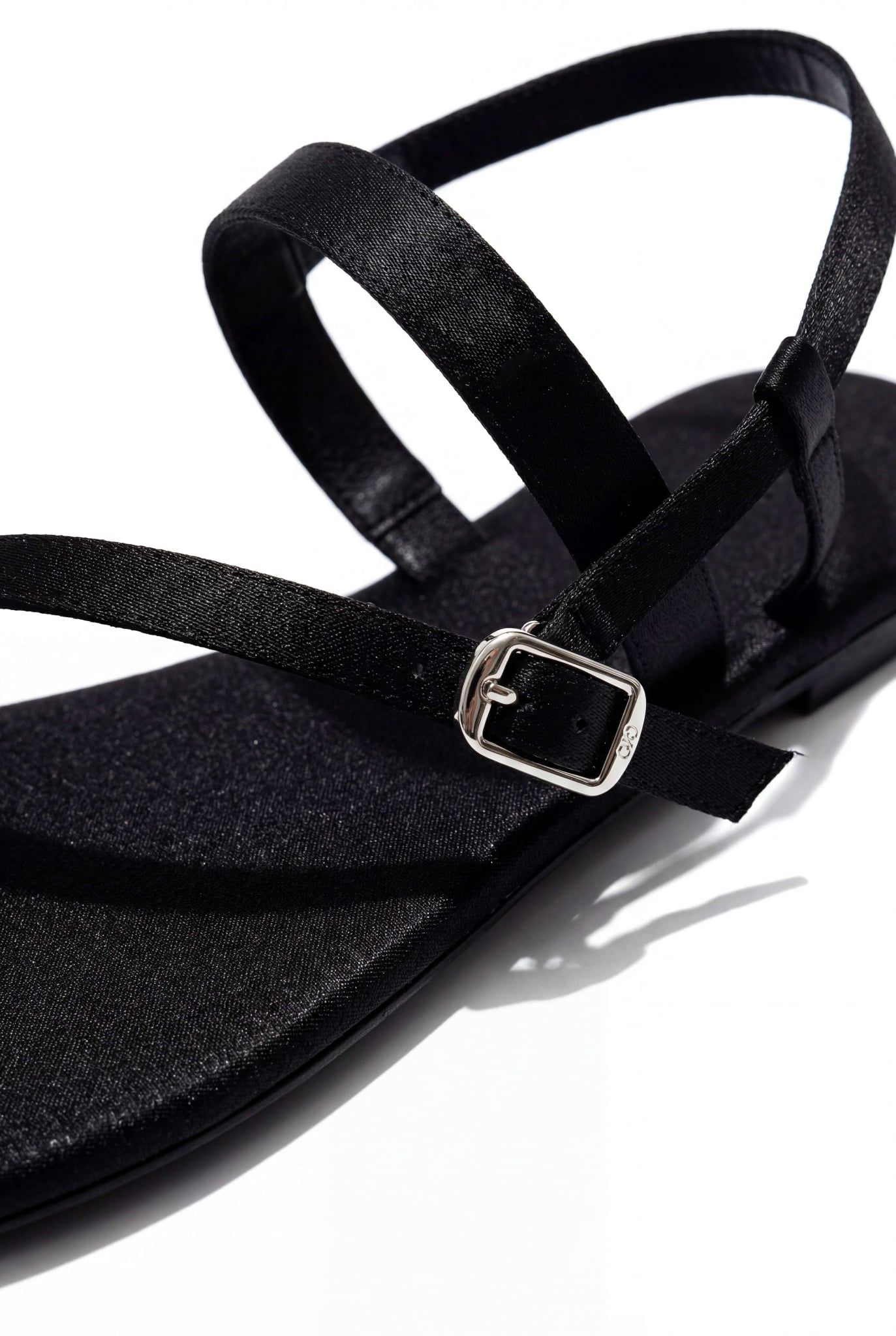 Sandal xỏ ngón Multy Strap Flat nhiều màu