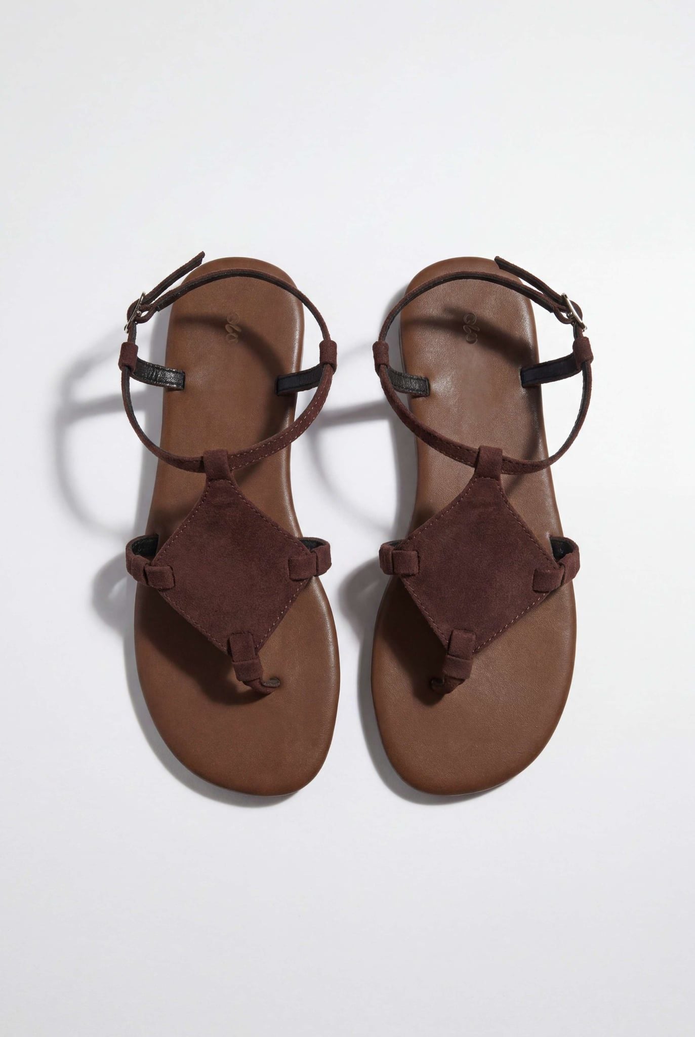 Sandal xỏ ngón Strappy Flat Sandals nhiều màu