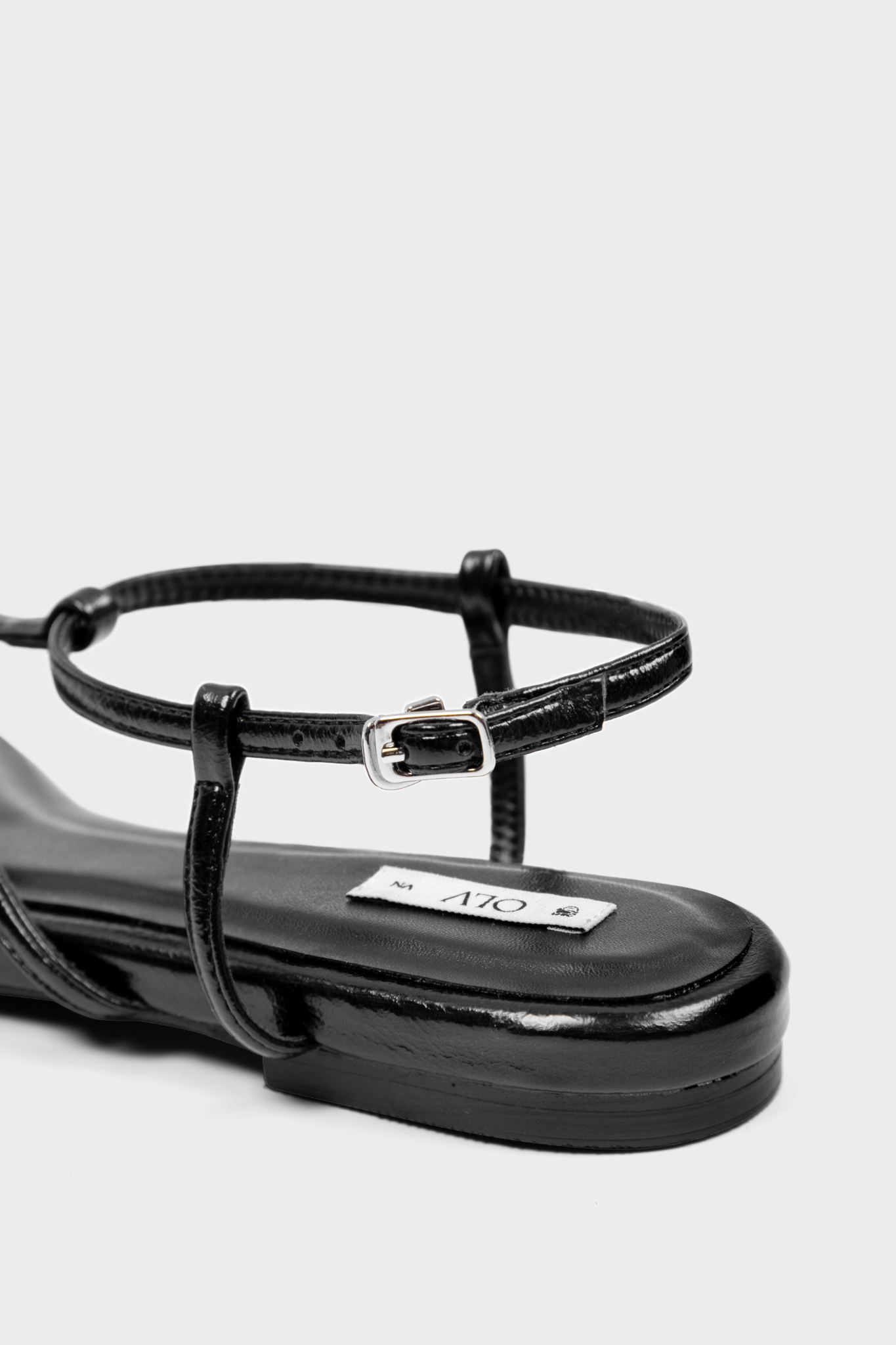 Dalzary Heels in Black