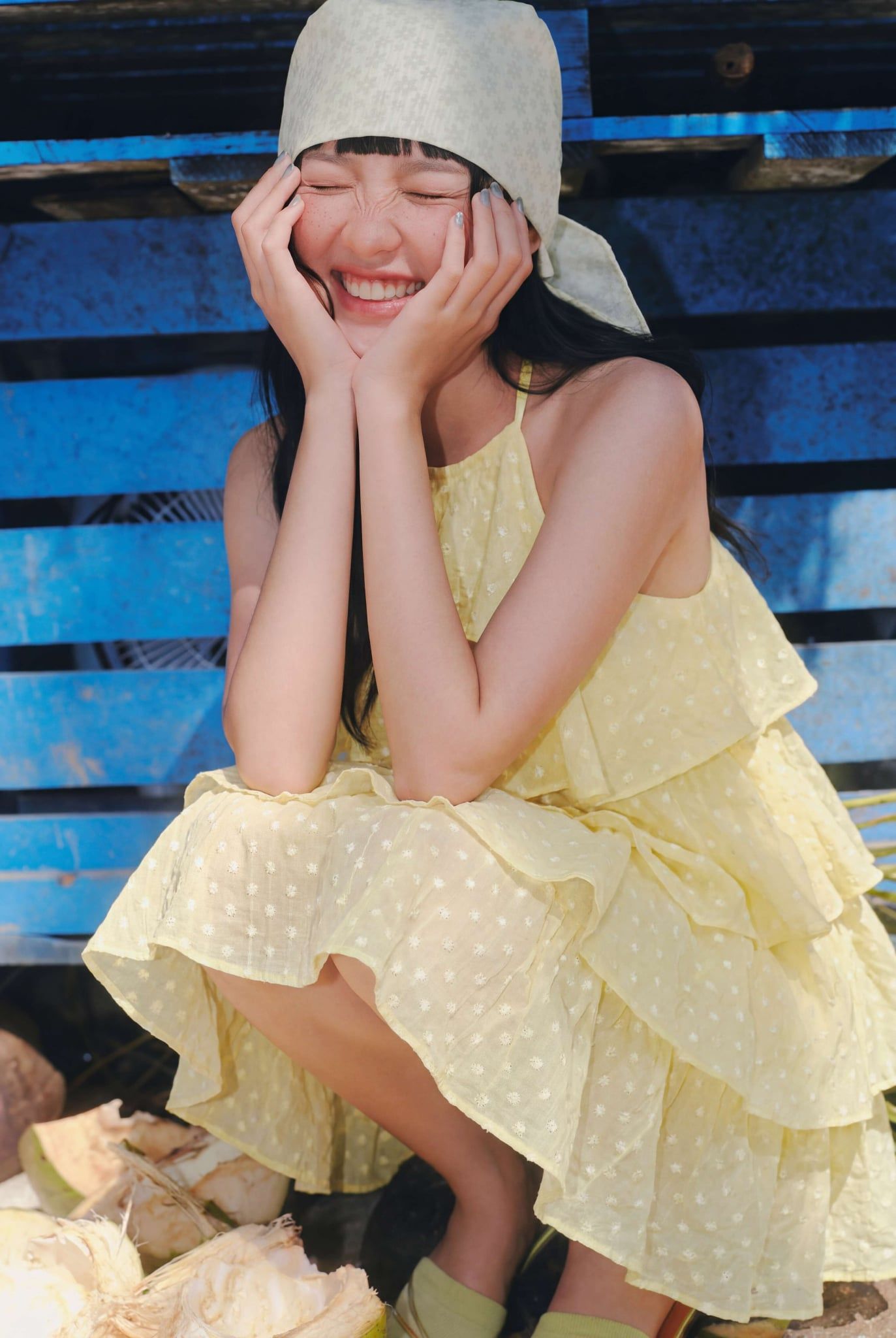 Váy tầng cổ yếm Yellow Chiffon Halter Neck Ruffled Dotted Dress