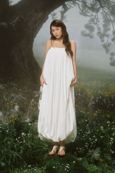  Váy tiệc cúp ngực White Pleated Peplum Cup Midi Dress 