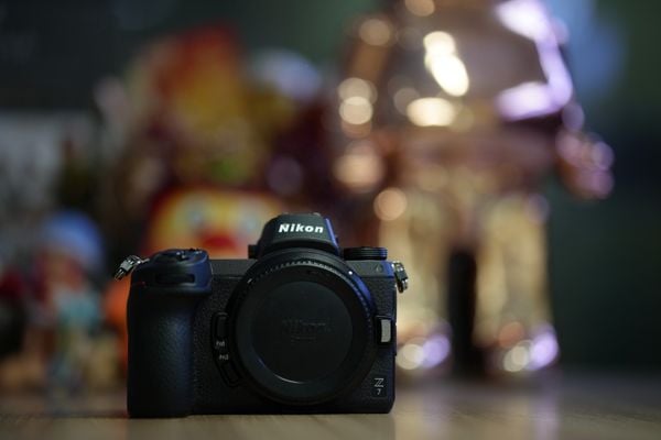 Máy ảnh Nikon Z7 lướt (98%)