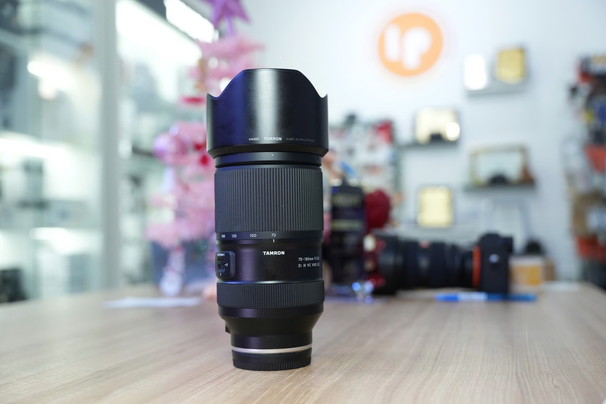 TAMRON 70-180mm F/2.8 【Nguyen Dung】 Ống kính Tamron 70-180 F2.8 G2 lướt (99%) | LP Camera Store - Thế