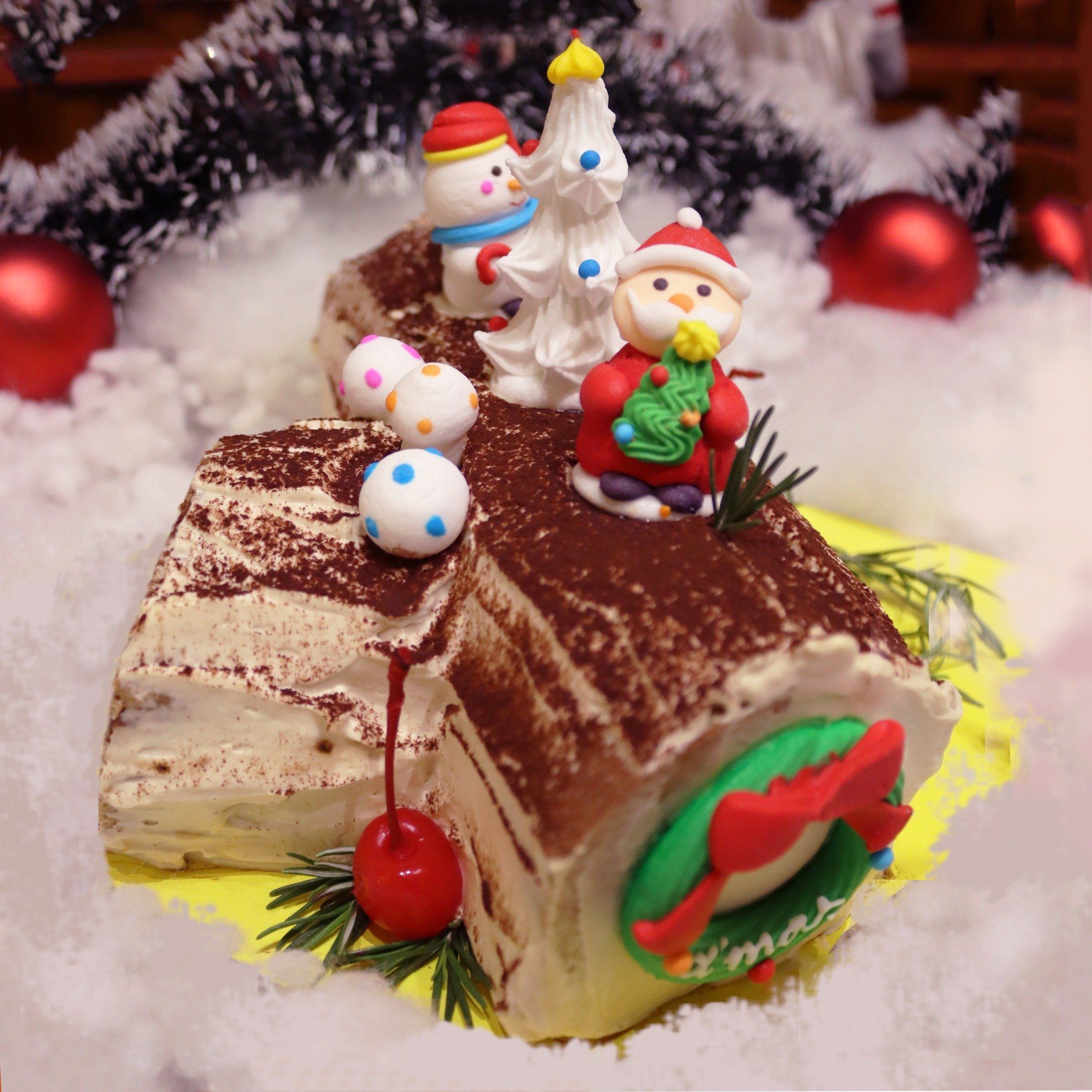 Tiramisu Yule Log 1 kg
