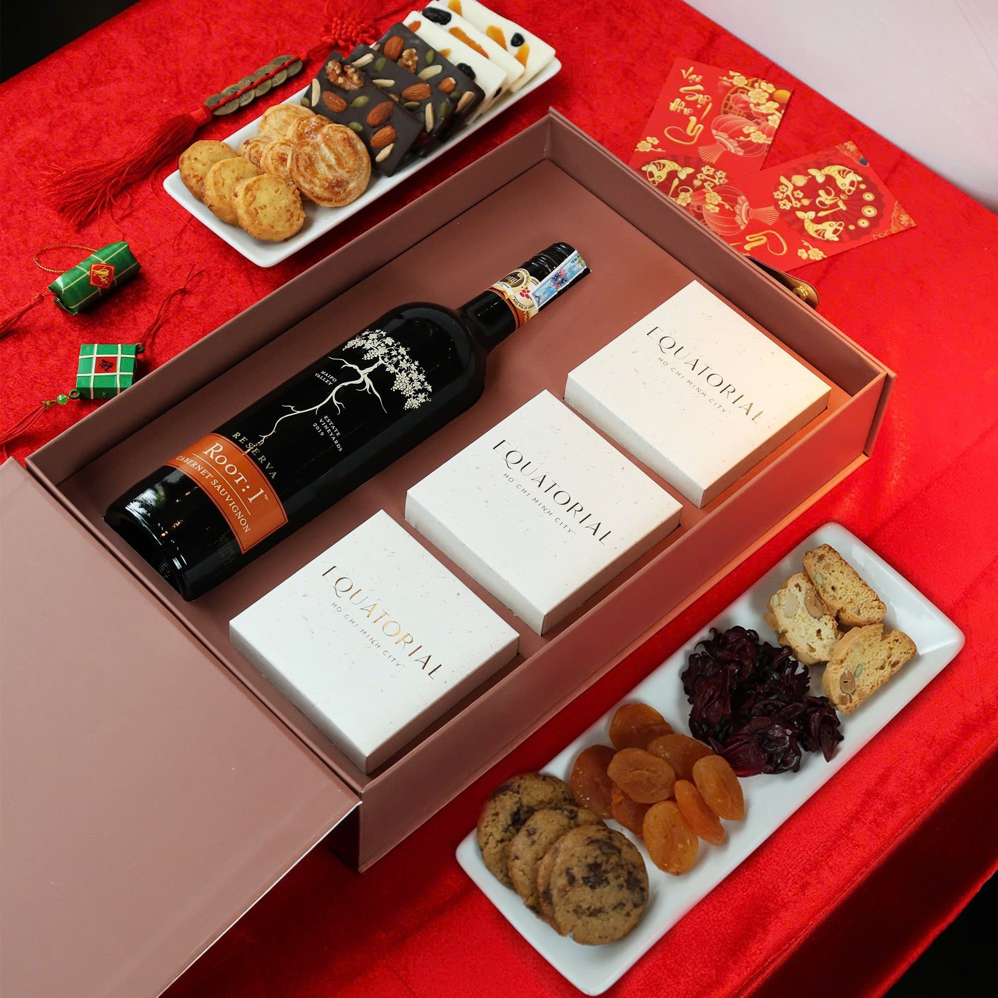 Hộp quà cao cấp: 1,368,000 VNĐ/nett/hộp