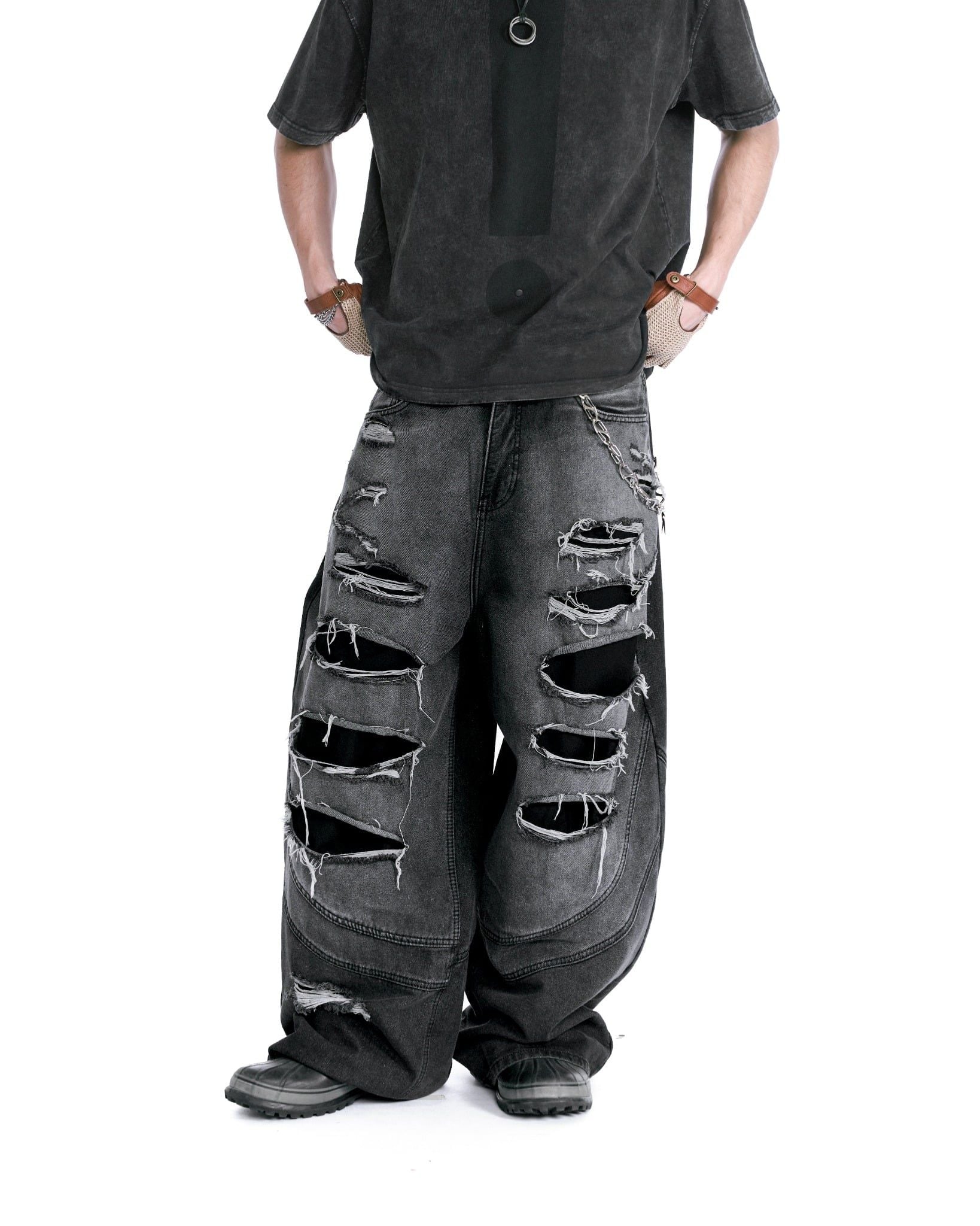  HADES DISTRESSED DENIM JEANS 