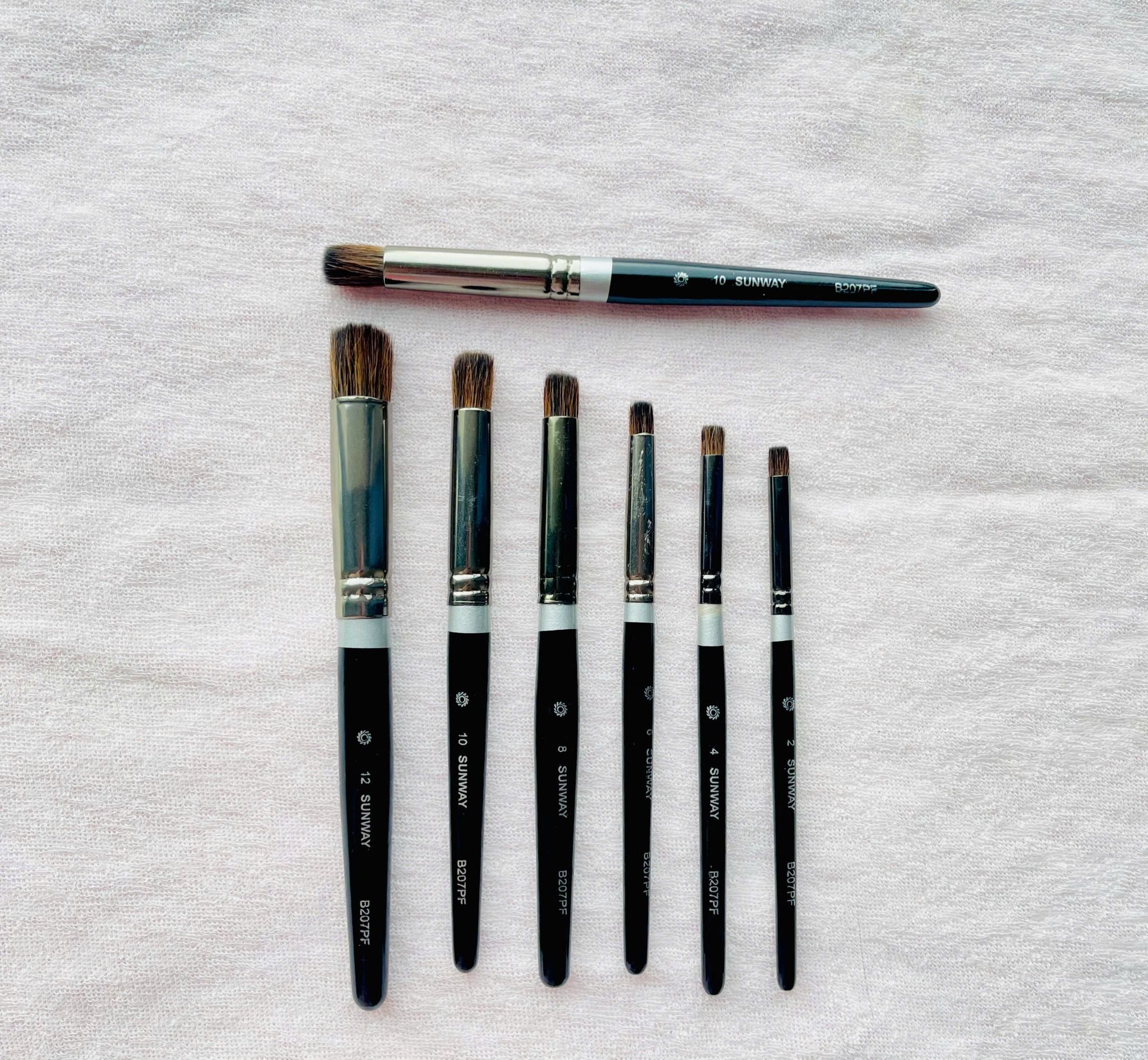 Cọ vẽ màu nước SUNWAY B207 đầu bằng trụ bằng