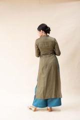 Áo dài linen cổ tàu nhún eo - Rêu