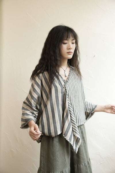 Kimono TETUA - Kẻ ghi - F