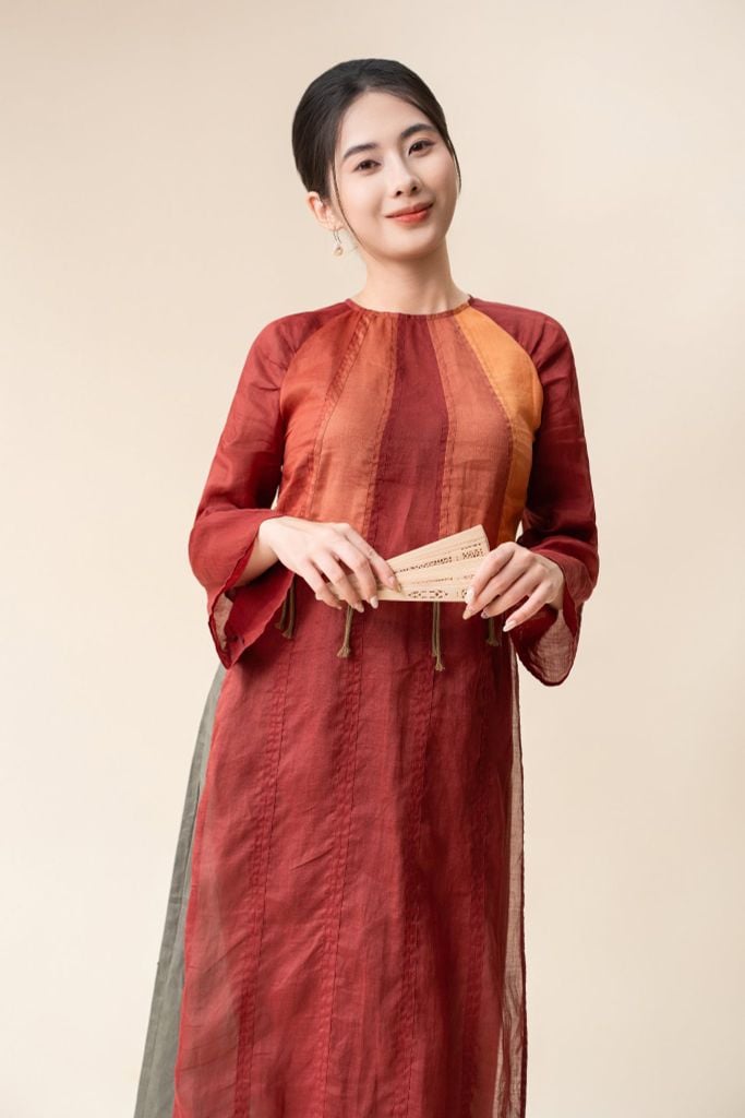 Áo dài con mực