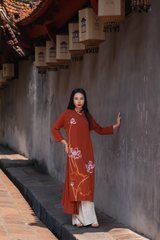 Áo dài Sole thêu hoa sen - Đỏ