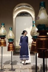 Áo dài xẻ cổ lệch CAGO - Navy