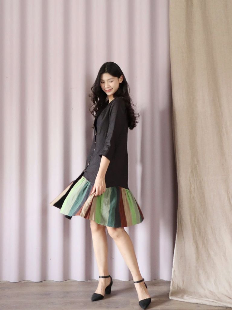 Váy cổ ve lệch GUPY