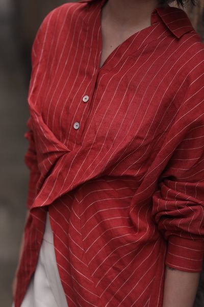 Áo sơ mi V ngược - Đỏ gạch - F