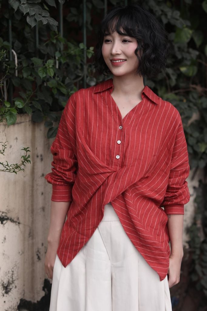 Áo sơ mi V ngược - Đỏ gạch - F