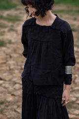 Áo cổ vuông đan nong - Đen - F