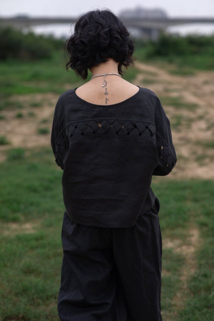 Áo cổ thuyền đan nong - Đen - F