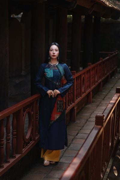 Áo dài can pha biên - Navy