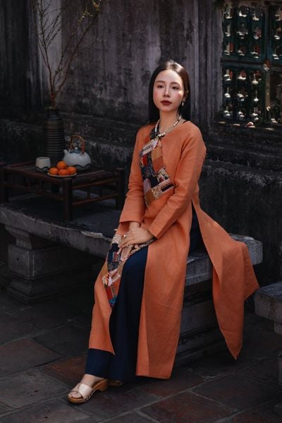 Áo dài cửu cúc - Cam