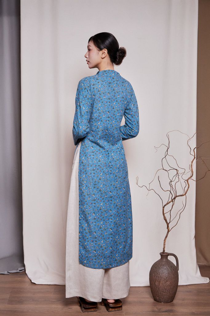 Áo dài cổ leo lệch - Hoa nhí xanh