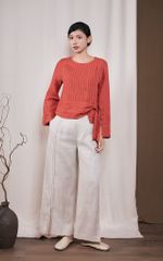 Áo nơ bên - Kẻ đỏ