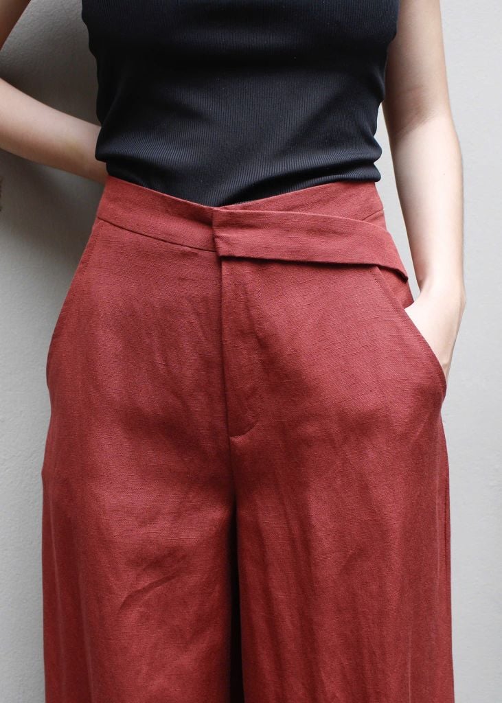 Quần ống rộng nẹp chéo linen - Đỏ trầu